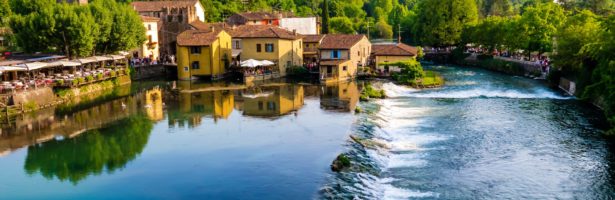 Hotel Agli Ulivi: Charming Stay with Pool near Lake Garda & Verona